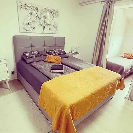 Lux Barbara Apartman *